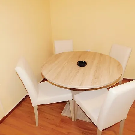 Apartmán Danilo 48 *