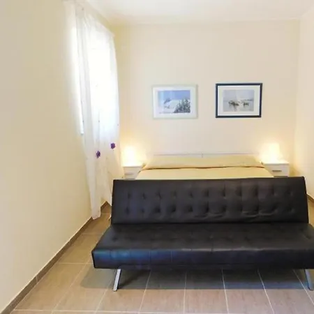 Apartament Danilo 48